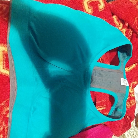 4pk LR/XL SPORTS BRAS - Picture 5 of 5